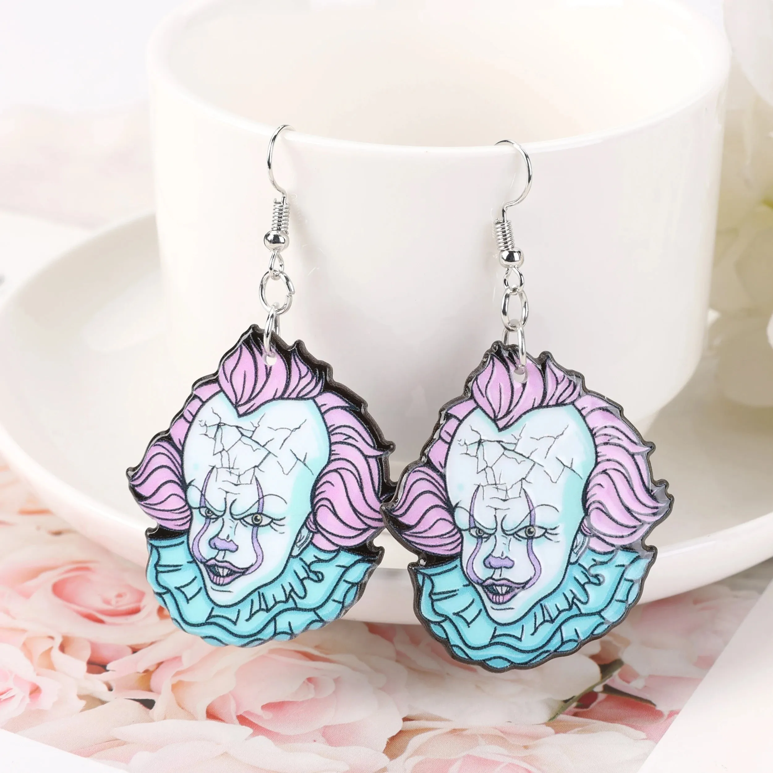 1 Pair Fashion Ghoul Dangle Earrings - Acrylic Gothic Pastel Horror Movie Icon Drop Earrings for Girls, Perfect Birthday Gift