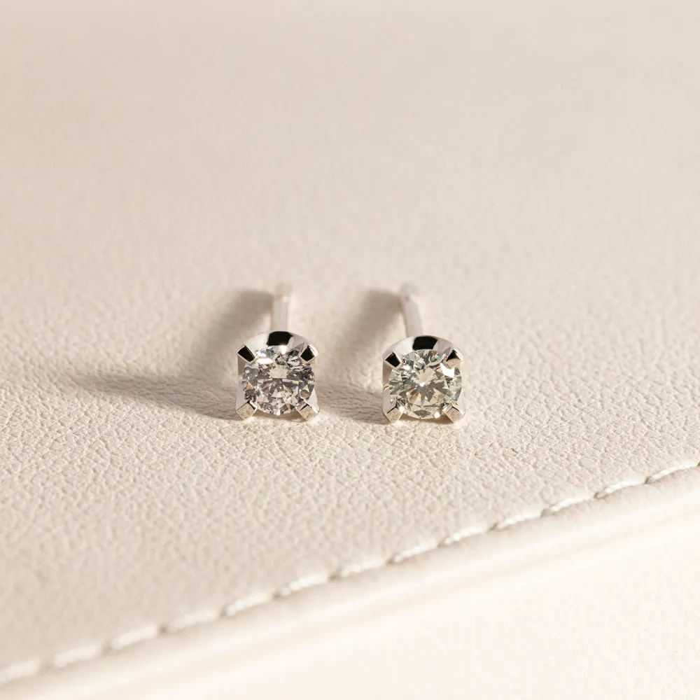 18ct White Gold .25ct Diamond Studs