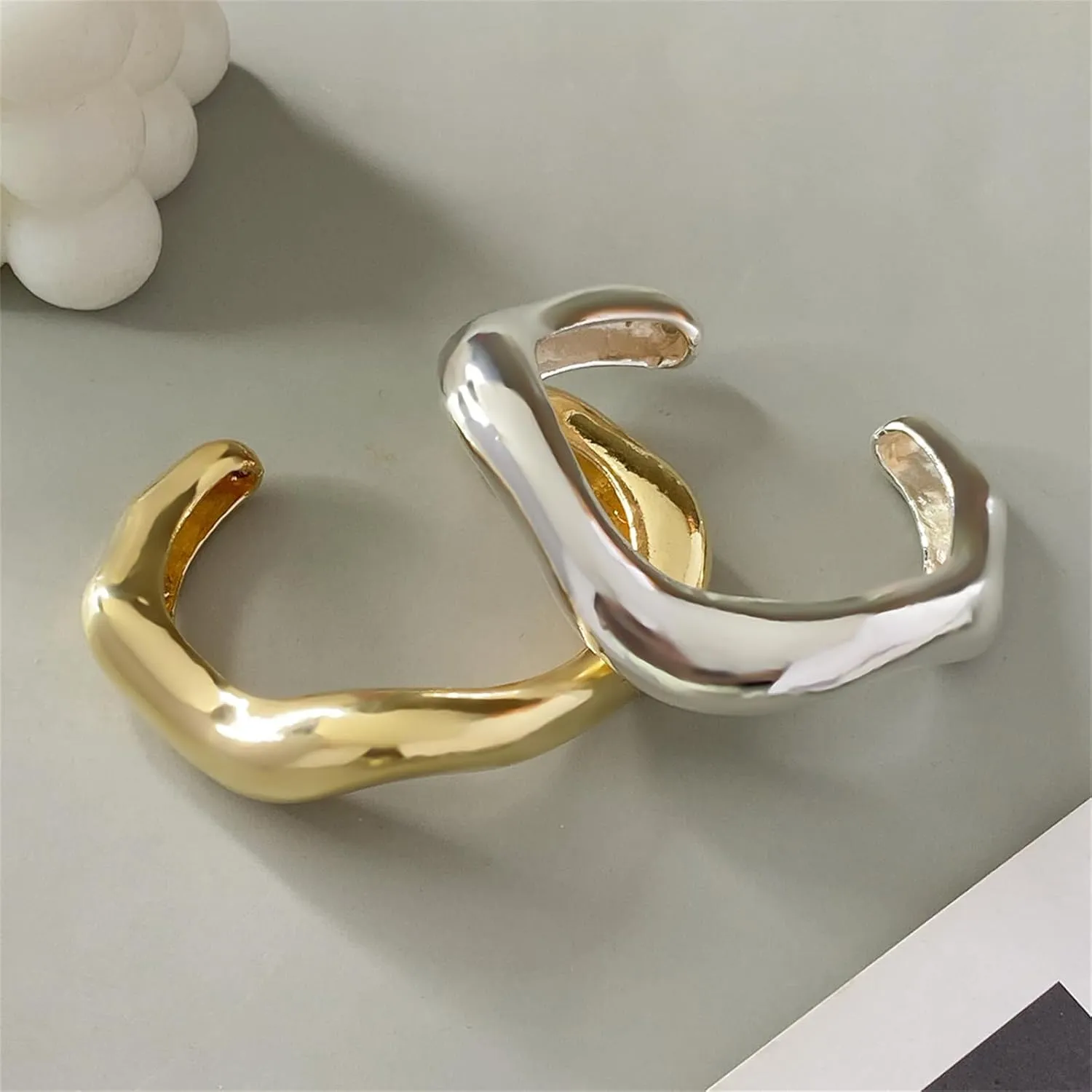 Chunky Gold Bracelets for Women,2 Pcs Gold Stacking Cuff Bangle Bracelet Silver Plated Cuff Bangle Bracelets Open Wide Irregular Minimalist Bangle Jewelry