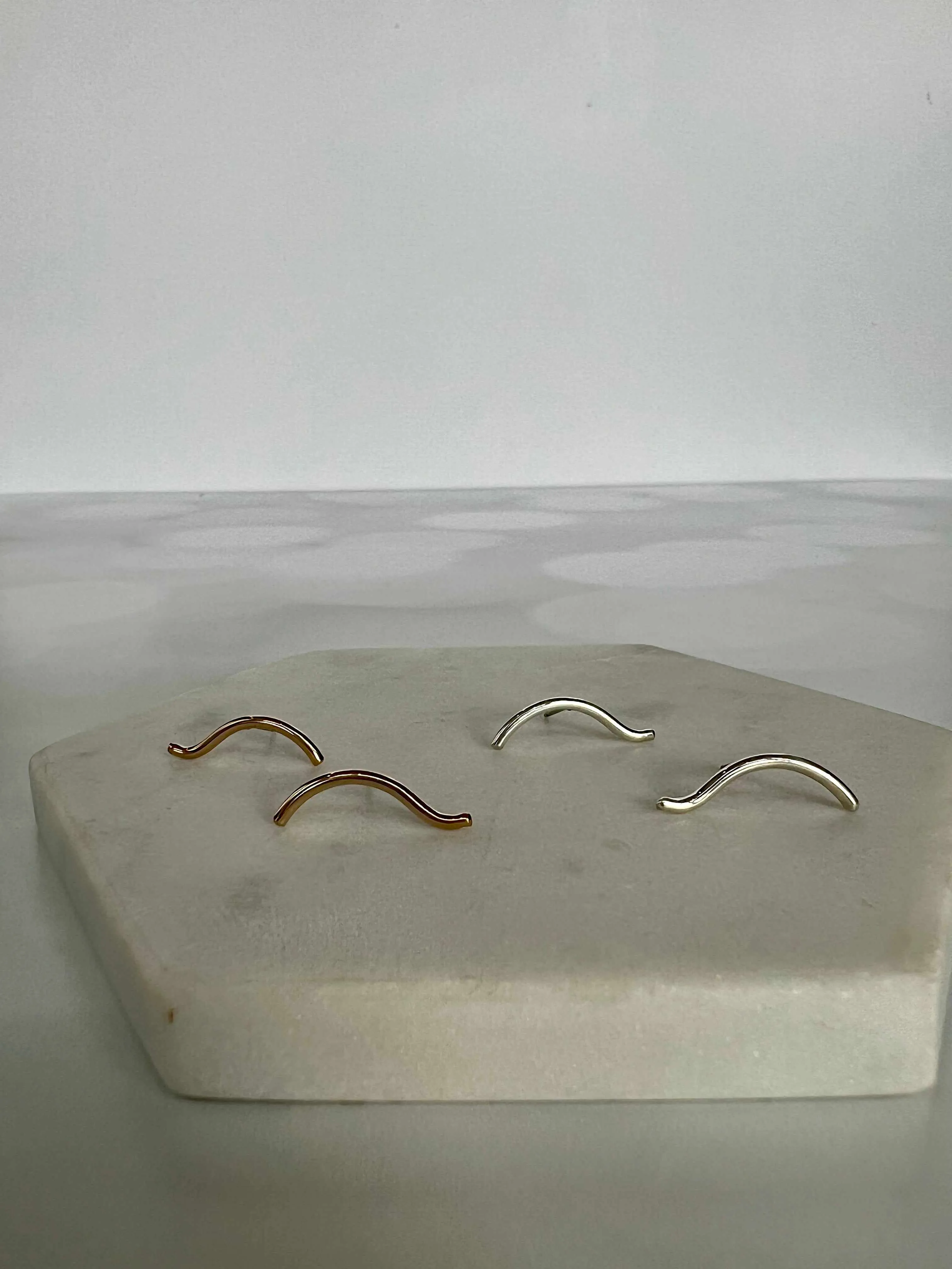 Curve Stud Earrings