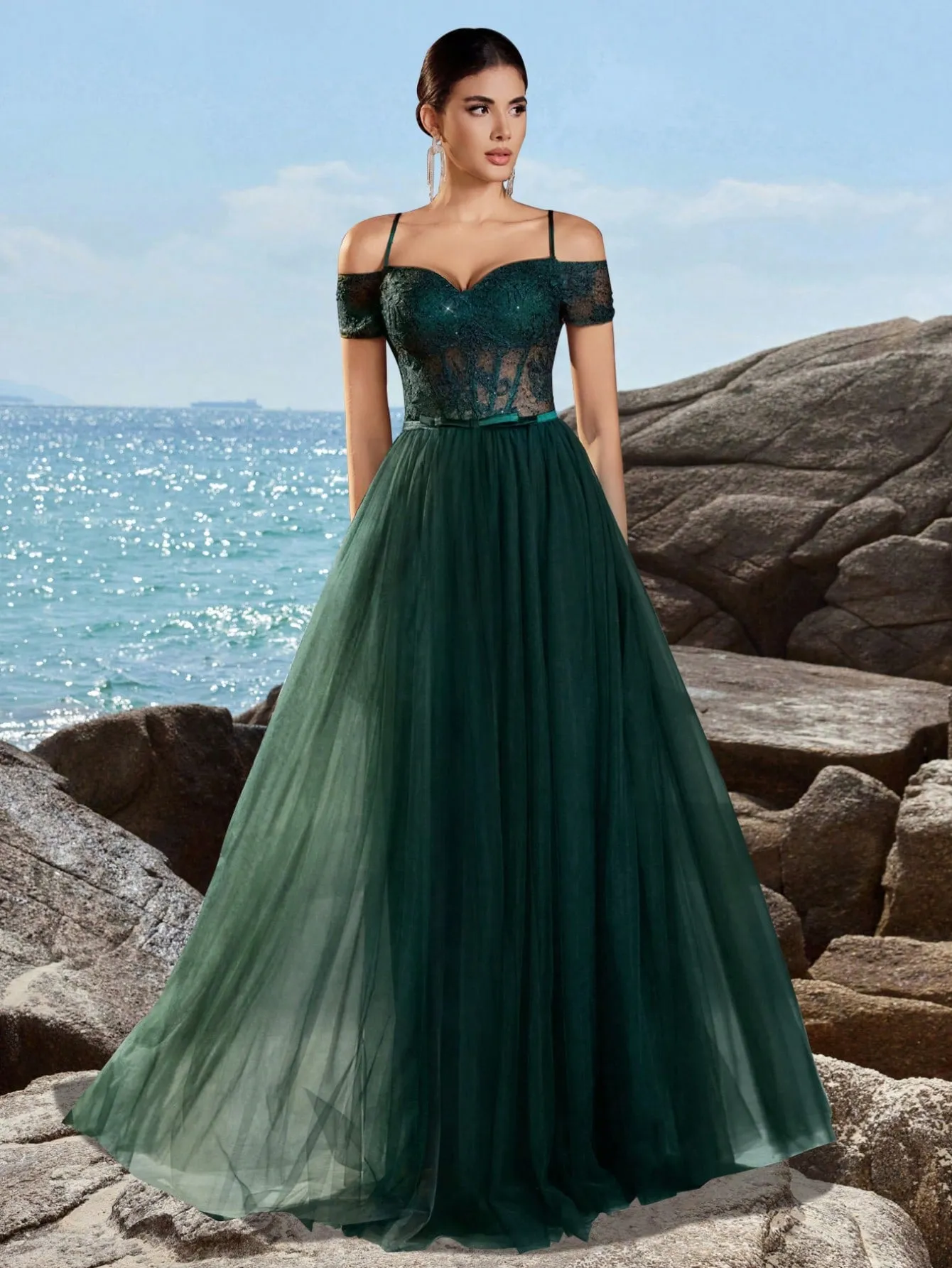 Emerald Green Off-Shoulder Lace Corset Evening Gown  A-Line Tulle Maxi Dress