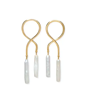 Etienne Earrings in Stick Pearl
