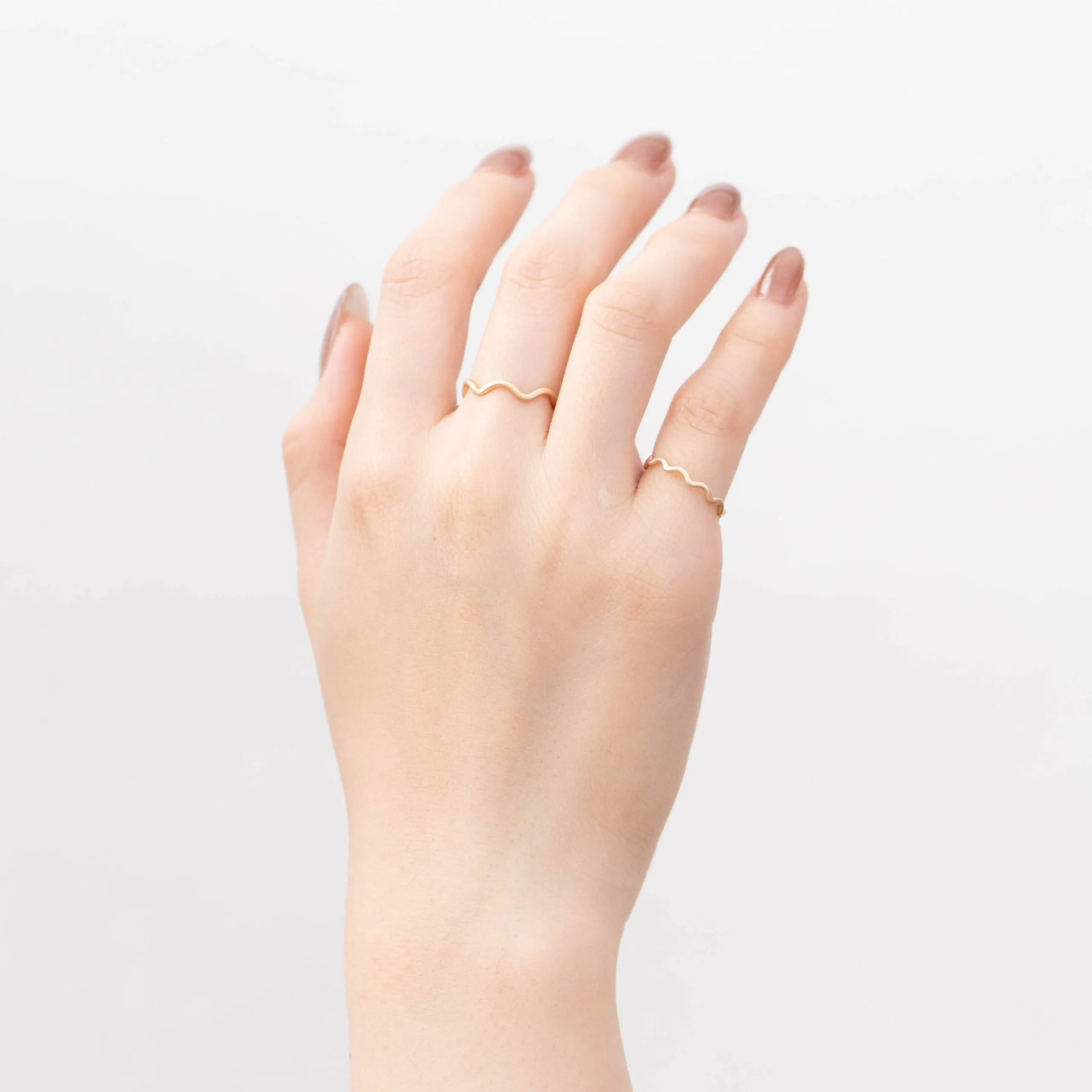 Smooth wavelets ring